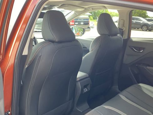 Used 2025 Subaru Crosstrek 2.5i Limited w/ Crosstrek Mirror Package image 17