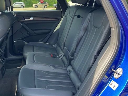 Used 2021 Audi Q5 2.0T Premium w/ Convenience Package AWD/4WD image 11