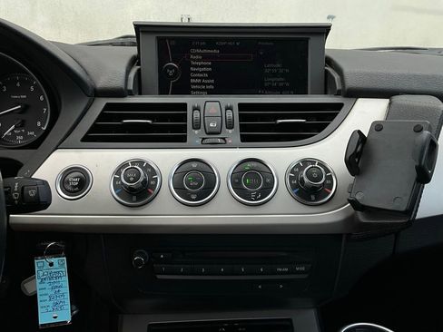 Used 2011 BMW Z4 sDrive30i image 30