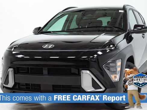 Used 2025 Hyundai Kona SEL FWD image 2