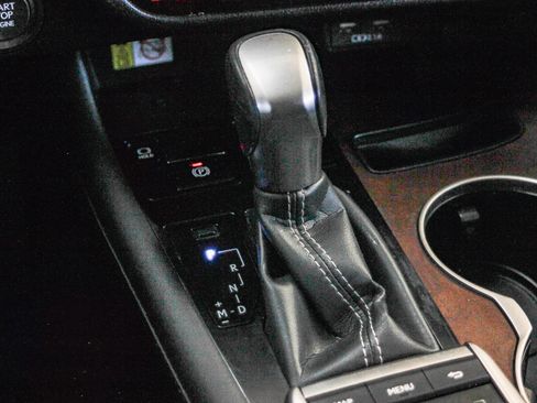 Used 2021 Lexus RX 350L FWD w/ Premium Package image 19