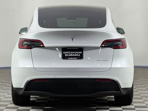 Used 2021 Tesla Model Y Long Range AWD/4WD image 5