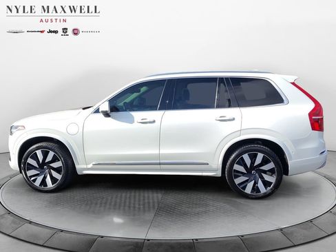 Used 2022 Volvo XC90 T8 Inscription w/ Advanced Package image 13