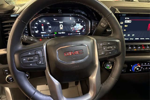 Used 2023 GMC Sierra 1500 SLT w/ X31 Off-Road Package AWD/4WD image 15