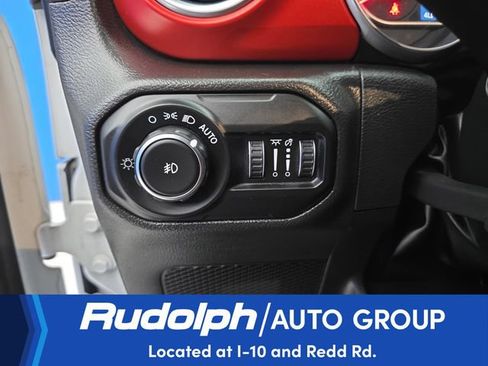 Used 2022 Jeep Wrangler Unlimited Rubicon w/ Steel Bumper Group AWD/4WD image 13