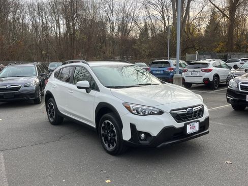 Certified 2023 Subaru Crosstrek 2.0i Premium image 6