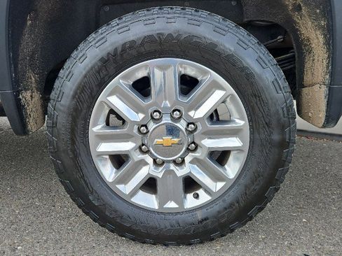 Used 2025 Chevrolet Silverado 3500 High Country w/ High Country Premium Package image 27