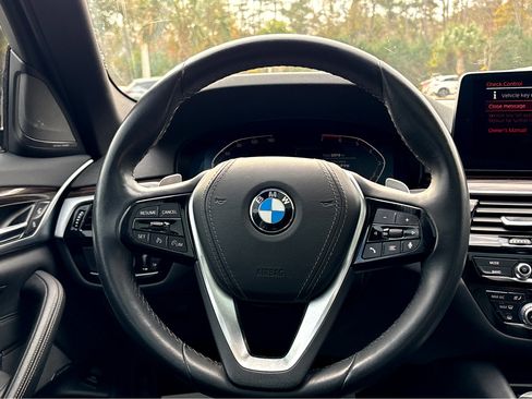 Used 2021 BMW 530i 530i w/ Premium Package image 15