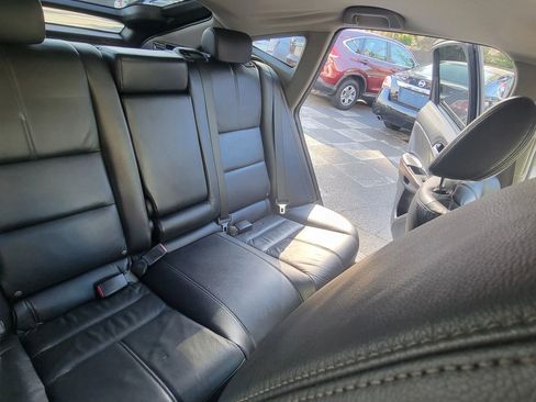 Used 2010 Honda Crosstour EX-L image 19