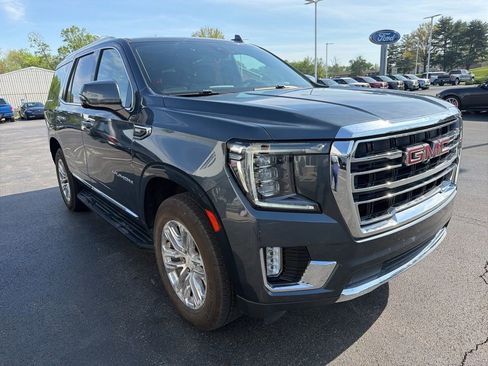 Used 2021 GMC Yukon SLT w/ SLT Premium Package image 5