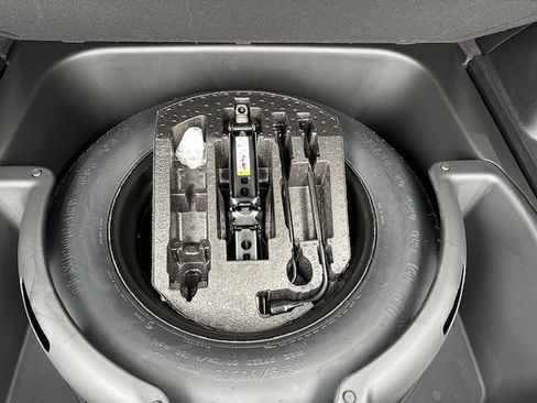 Certified 2021 Jeep Grand Cherokee Freedom Edition image 32