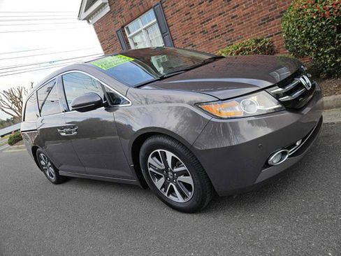 Used 2016 Honda Odyssey Touring Elite image 7