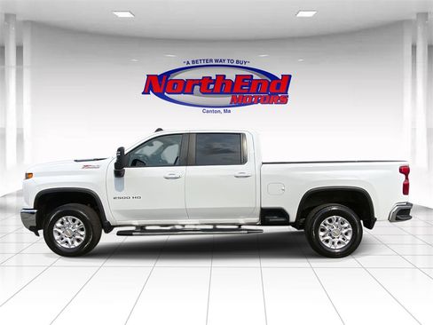Used 2024 Chevrolet Silverado 2500 LT image 4