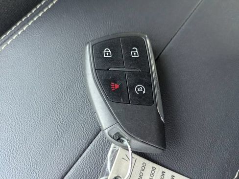 Used 2025 GMC Terrain Elevation FWD image 30