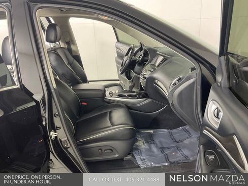 Used 2019 INFINITI QX60 Pure AWD/4WD image 15