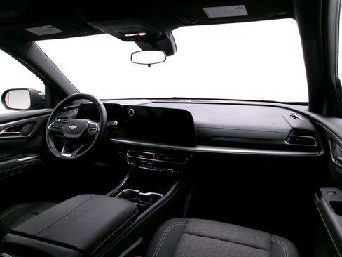 Certified 2024 Chevrolet Traverse LT w/ LPO, Floor Liner Package image 3