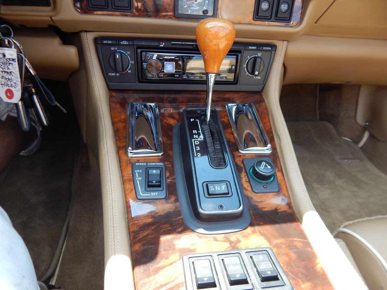 Used 1996 Jaguar XJS 4.0 Convertible RWD image 14