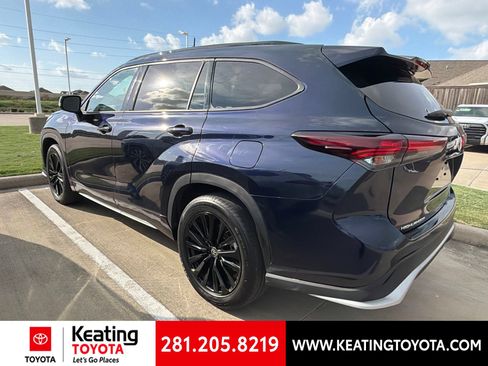 Used 2025 Toyota Highlander XSE AWD/4WD image 5