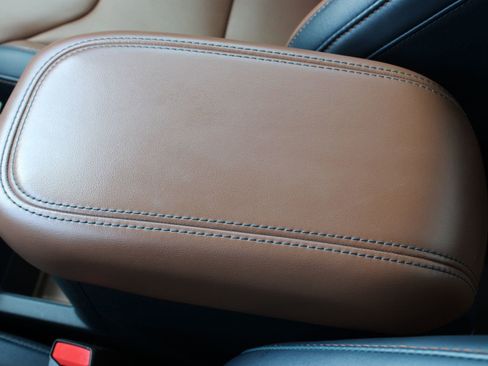 Used 2022 Ford Maverick Lariat w/ Lariat Luxury Package FWD image 42