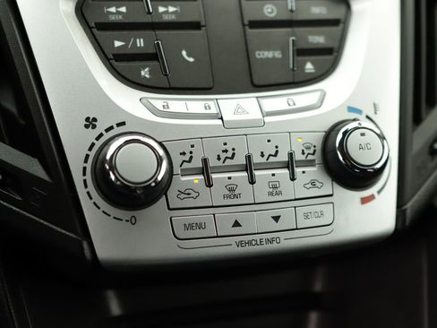 Used 2014 Chevrolet Equinox LT w/ Driver Convenience Package image 17