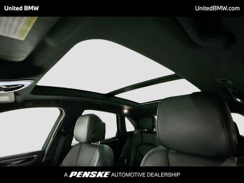 Used 2020 Porsche Macan image 12