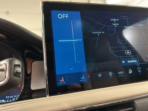 New 2026 Lincoln Corsair Premiere image 13