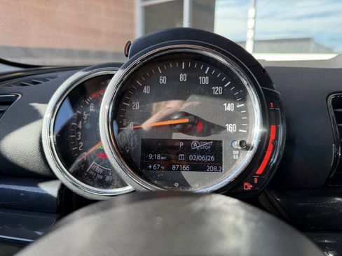 Used 2018 MINI Cooper Clubman image 17