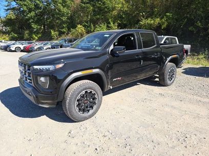 New 2026 GMC Canyon AT4 w/ Technology Plus Package