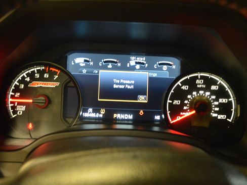 Used 2018 Ford F150 Lariat w/ Equipment Group 502A Luxury image 17