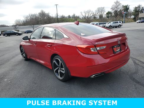 Used 2018 Honda Accord Sport image 7