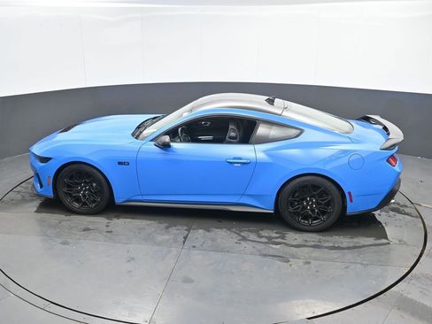 Used 2024 Ford Mustang GT Premium w/ GT Performance Package RWD image 40