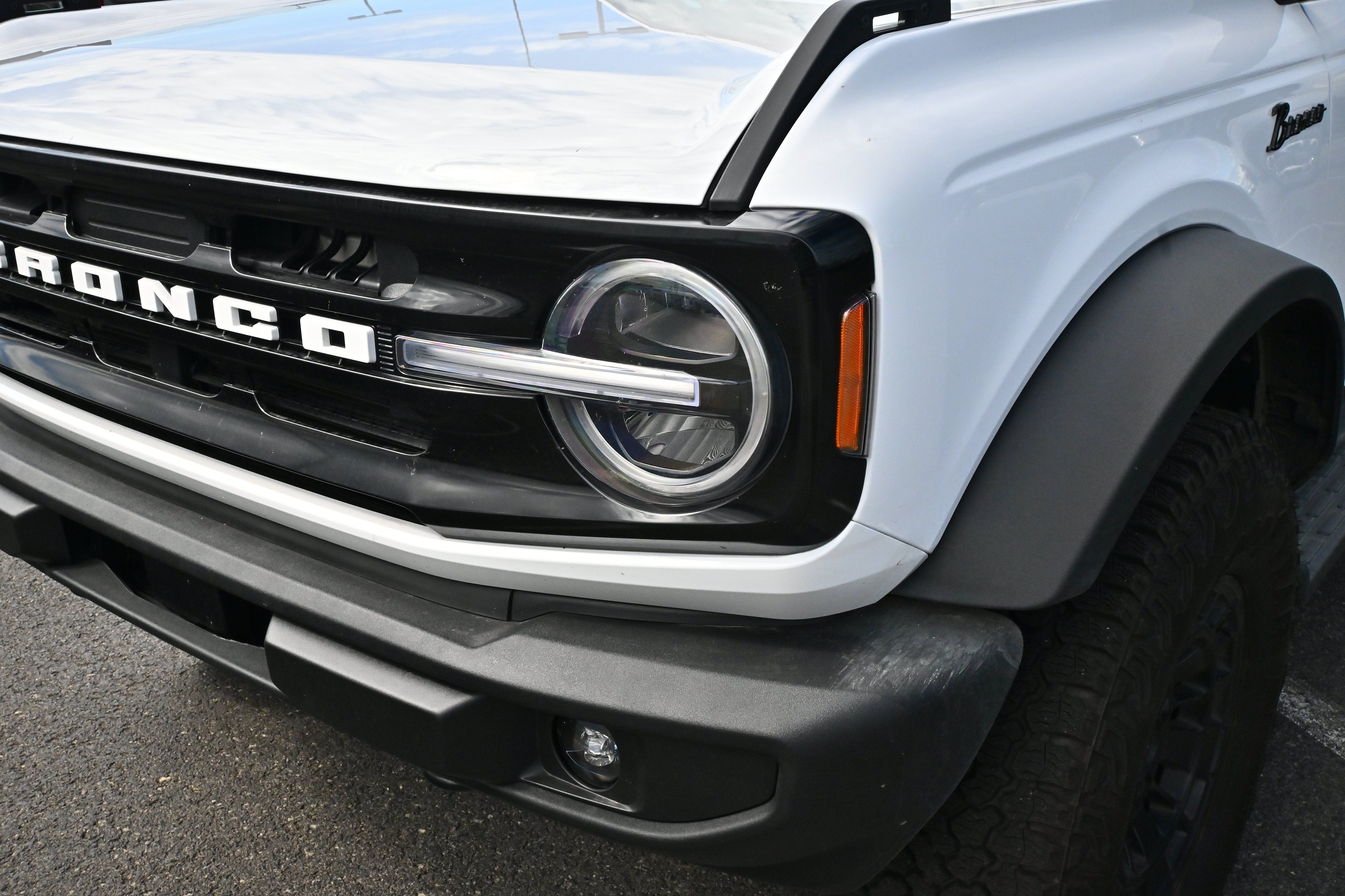 Used 2026 Ford Bronco Outer Banks w/ Sasquatch Package AWD/4WD image 13