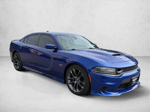 Used 2021 Dodge Charger Scat Pack RWD image 3