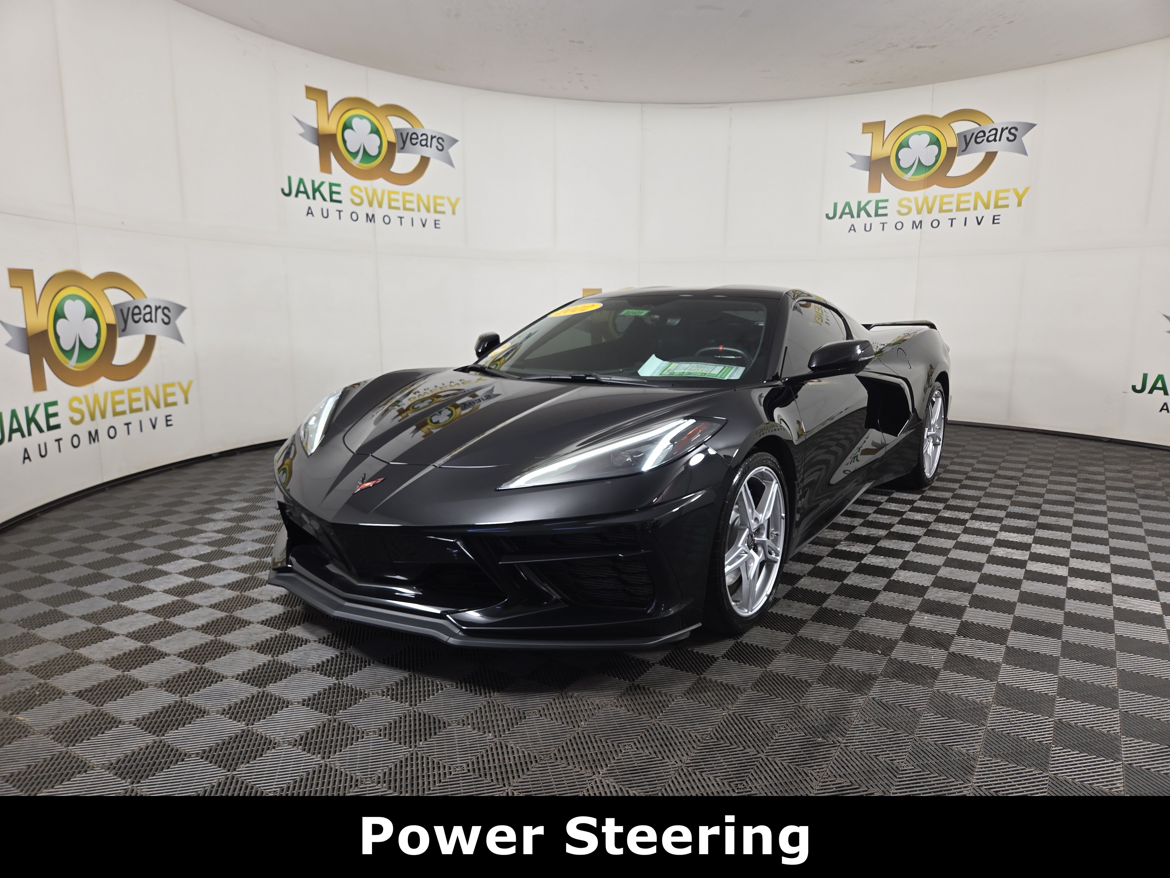 Used 2022 Chevrolet Corvette Stingray Premium Cpe w/ Z51 Performance Package RWD image 3