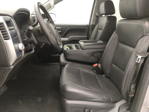 Used 2018 Chevrolet Silverado 1500 LT w/ LT Convenience Package image 17