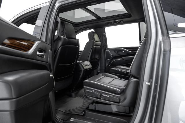 Used 2021 Cadillac Escalade ESV Premium Luxury AWD/4WD image 61