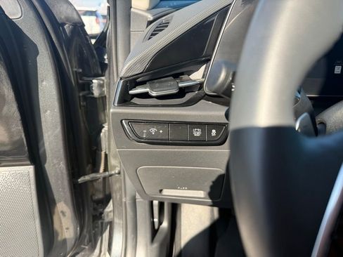 Certified 2023 Kia Niro EX image 15