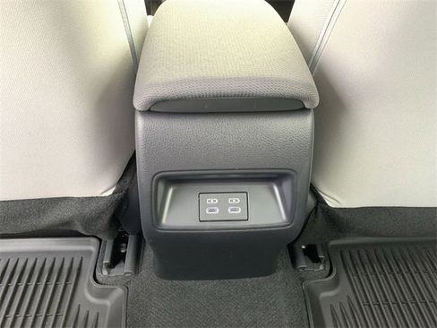 New 2026 Toyota Corolla LE image 31