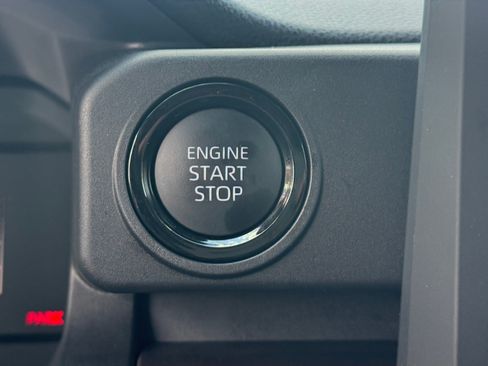 Used 2026 Toyota Tacoma SR5 AWD/4WD image 28