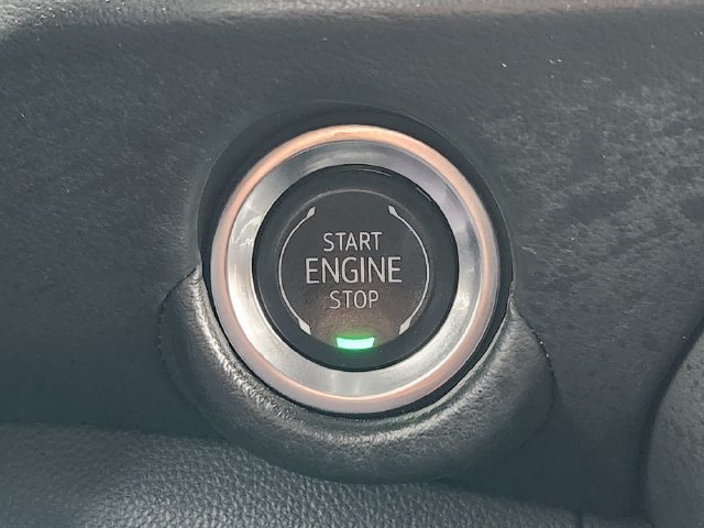 Used 2025 Chevrolet Suburban Z71 AWD/4WD image 22