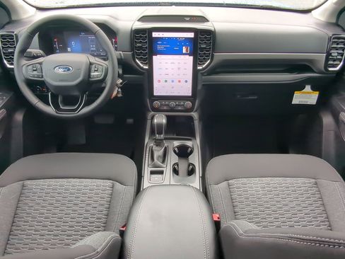 Used 2024 Ford Ranger XLT w/ Technology Package image 13