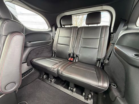 Used 2024 Dodge Durango GT image 32