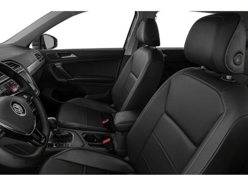 Used 2019 Volkswagen Tiguan S w/ Driver Assistance Package FWD image 7