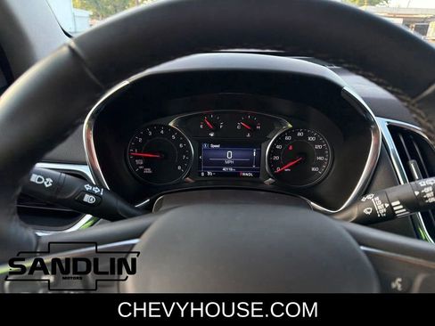 Used 2023 Chevrolet Equinox LT FWD image 19
