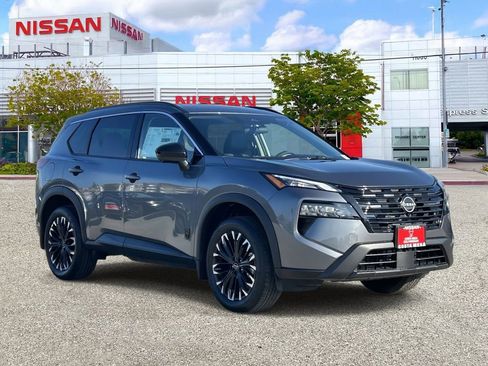 New 2026 Nissan Rogue SV image 5