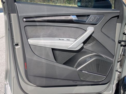 Used 2024 Audi SQ5 Premium Plus w/ Premium Plus Package image 19