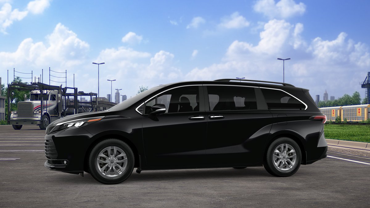 New 2026 Toyota Sienna XLE AWD/4WD image 3