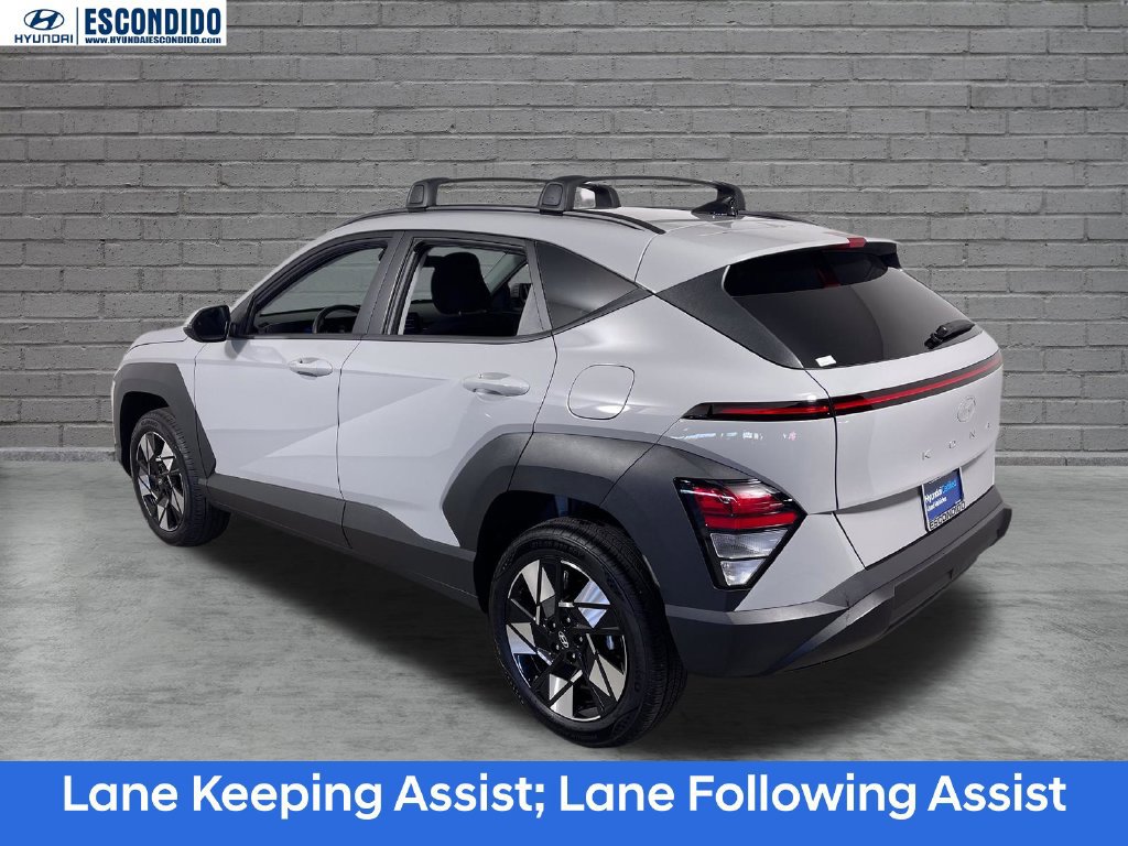 Certified 2025 Hyundai Kona SEL AWD/4WD image 6