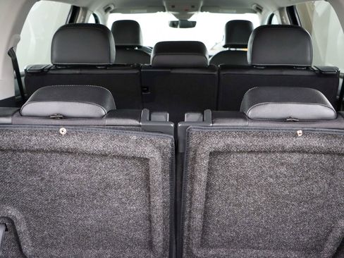 Used 2023 Volkswagen Tiguan SE image 30