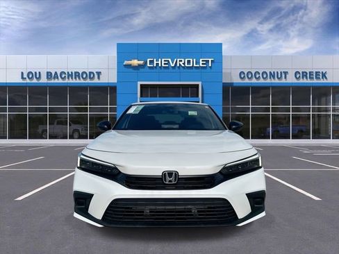 Used 2024 Honda Civic Sport image 3